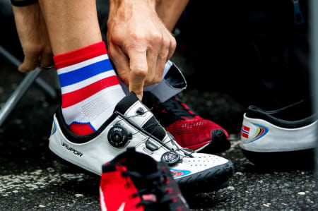 VELFORTJENT: Norgesmestersokker og verdensnorgesmestersko. Fett med respekt til Thor Hushovd.