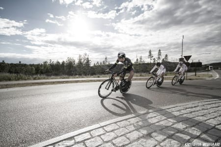 VESTLANDSK: Ole Andre Austevoll, Sverre Lunde Pedersen og Dan Erik Hansen fra Fana IL.
