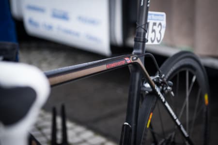 BRONSE: Kristoffs OL-medalje i bronse har satt sitt enkle preg på sykkelen hans med en stripe på overrøret ned over setestaget.