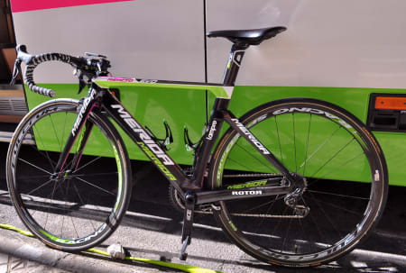 <b>PETIT:</b> Den lille Prinsen, Damiano Cunego sykler på en liten Merida Reacto EVO.