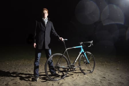 UT I SANDEN: Trek Boone 5 er en av to sykkelkrosser vi tester i det lange løp i år.