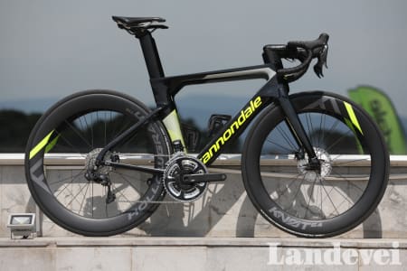VERDENSMESTER: Nye Cannondale SystemSix skal i følge produsenten selv være den raskeste i verden. Uansett. Foto: Brian Venor.