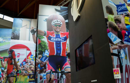 THOR: Thor Hushovd er selvsagt også på Eurobike, her på veggen hos Pearl Izumi.