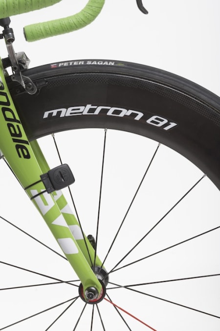 AERO? På Peter Sagans SuperSix får du hele 81mm profil på hjulene, samt dekk det står Peter Sagan på.